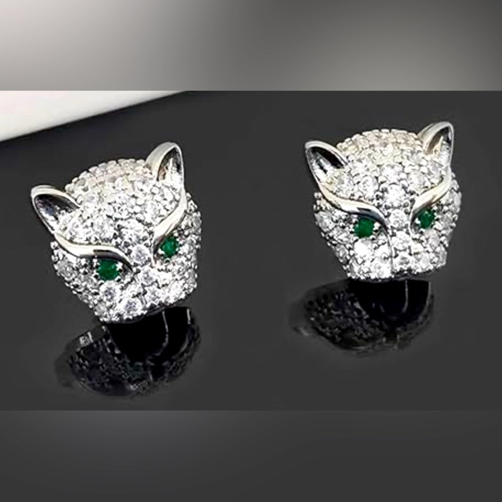 Gorgeous 14Kt Dip Dillards White topaz crystal Panther earrings